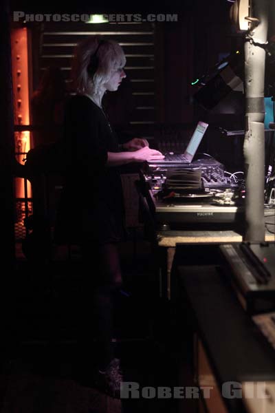CAROLINE FRANCE DJ - 2012-03-30 - PARIS - La Chaufferie (du Moulin Rouge) - 
